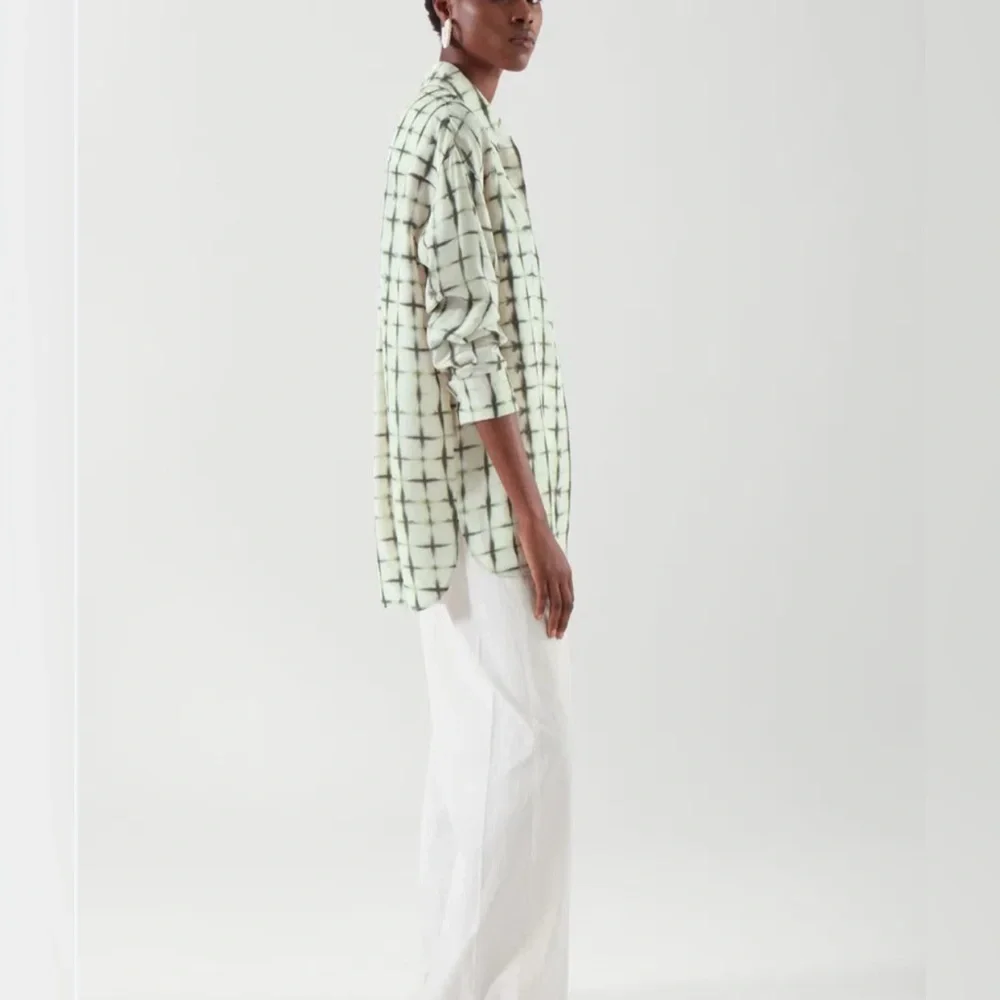 COS • 100% Silk Print Blouse **SEE MEASUREMENTS** Off-White Green Oversized - Picture 3 of 15
